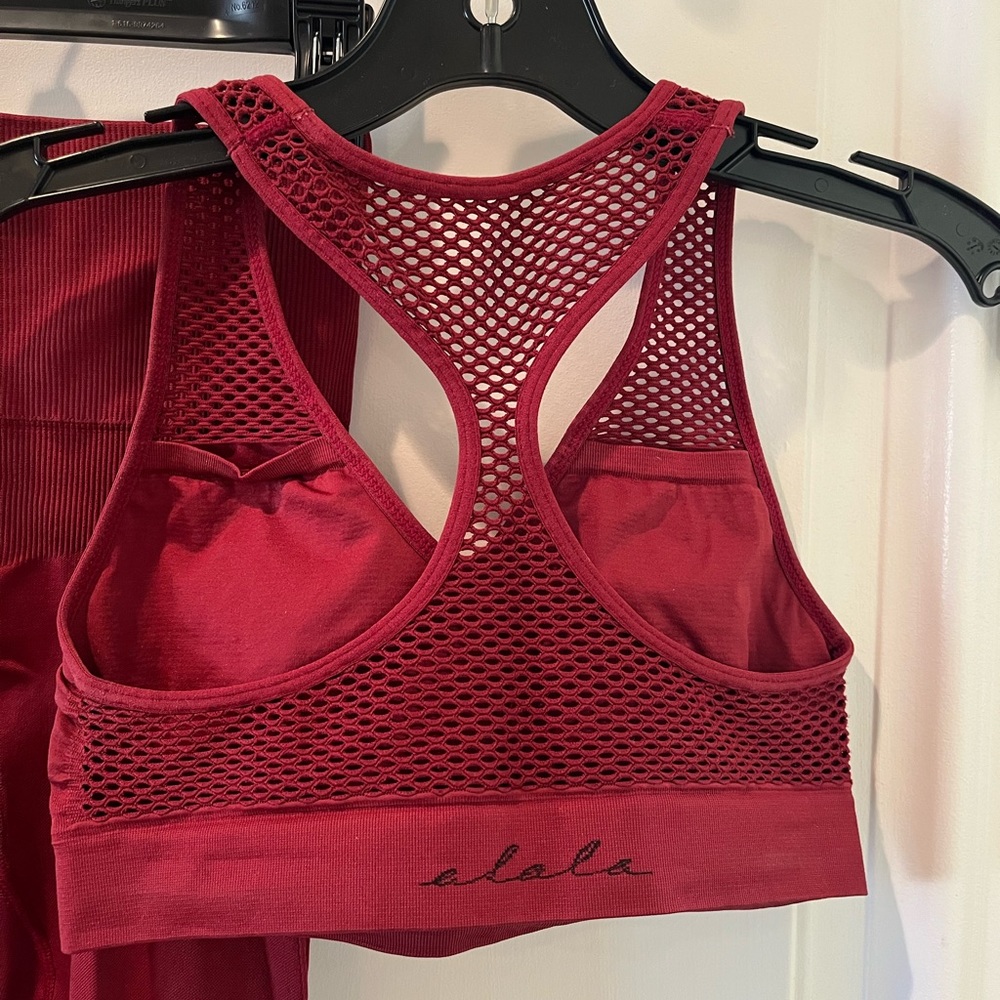 Alala Complete Workout Set - Picture 6 of 9